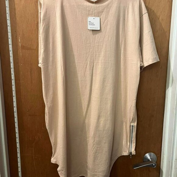 🐻Size L - EPTM - NWT Short Sleeve Knit Pullover w/Zipper Trim - Picture 7 of 7